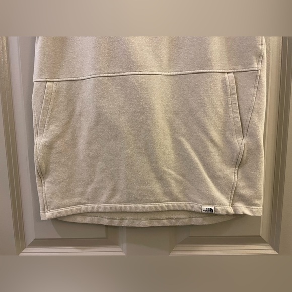 The North Face sweater t-shirt - Picture 2 of 4